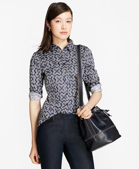 Kadın mavi geometrik desenli gömlek